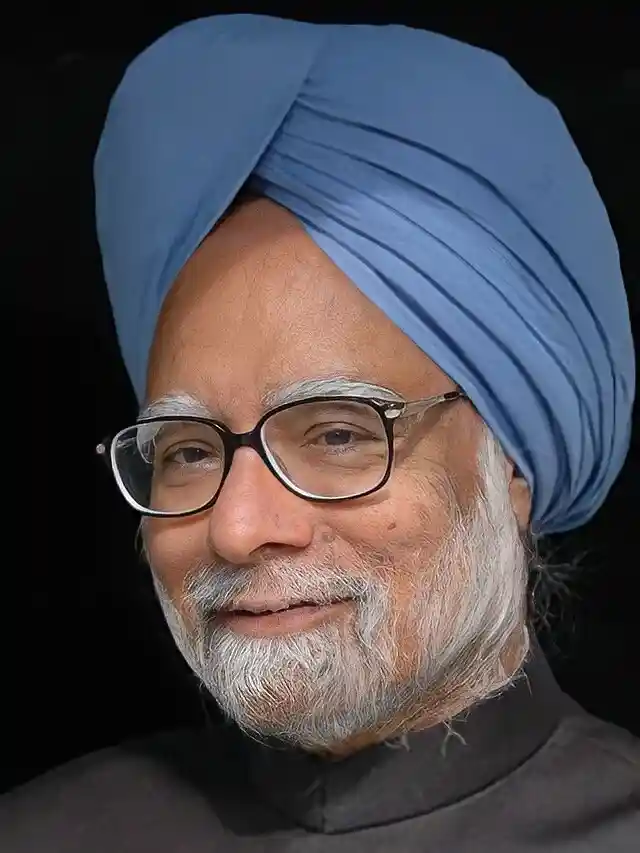 Today in 1932, 13th Prime Minister of India, Manmohan Singh was born